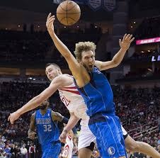 一场4-0！让意甲榜首易主：国米大胜登顶，争冠4强差3分米兰有戏